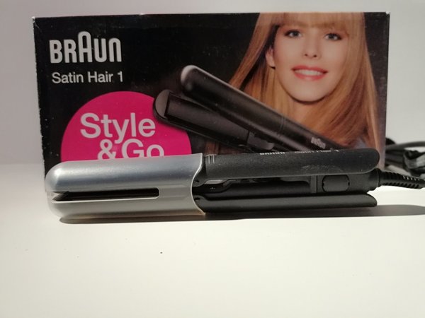 Braun Mini-Haarglätter ST100 Style & Go Satin Hair 1